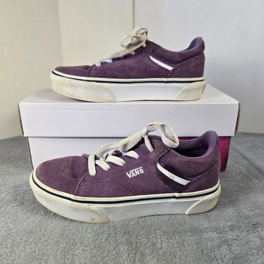 Vans Missy Purple Suede Low Top Platform Sneakers Kids Size 3.0 721356